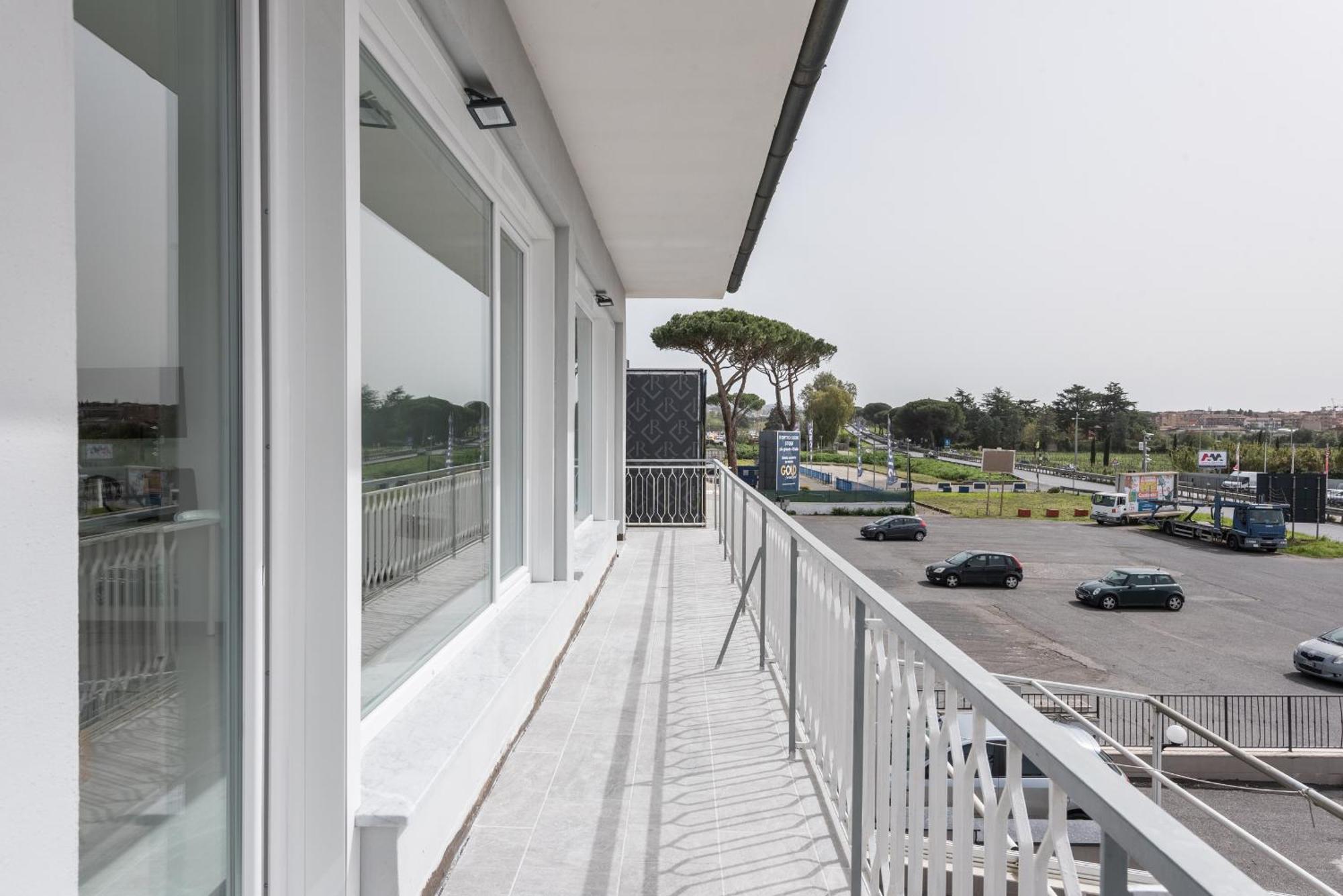 Travelershome Ciampino Airport Guesthouse 600M To Airport Exteriér fotografie