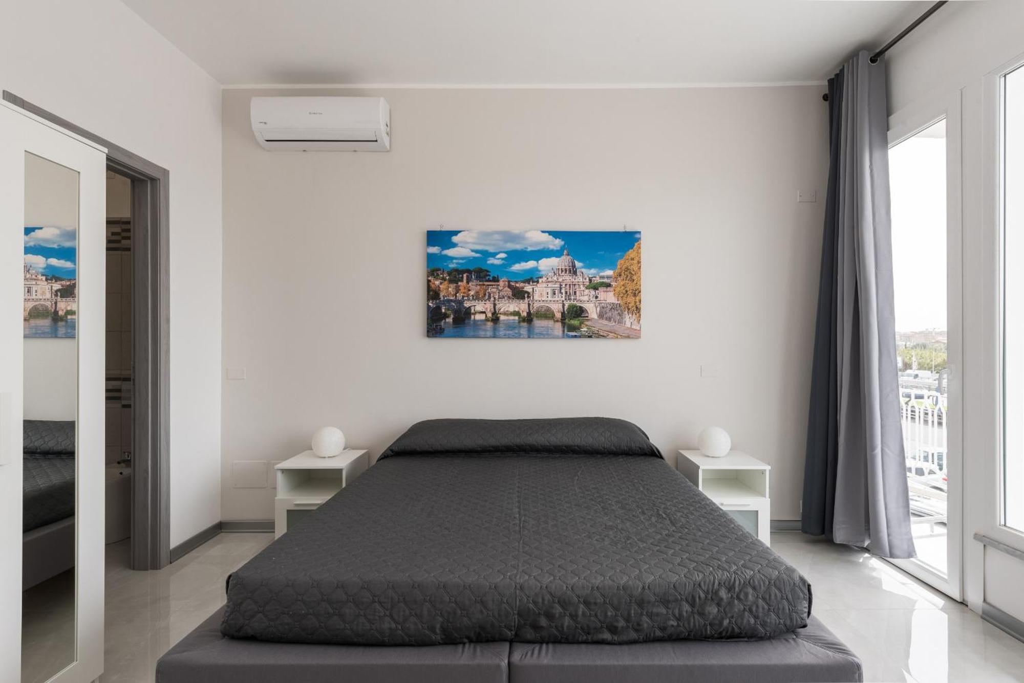 Travelershome Ciampino Airport Guesthouse 600M To Airport Exteriér fotografie