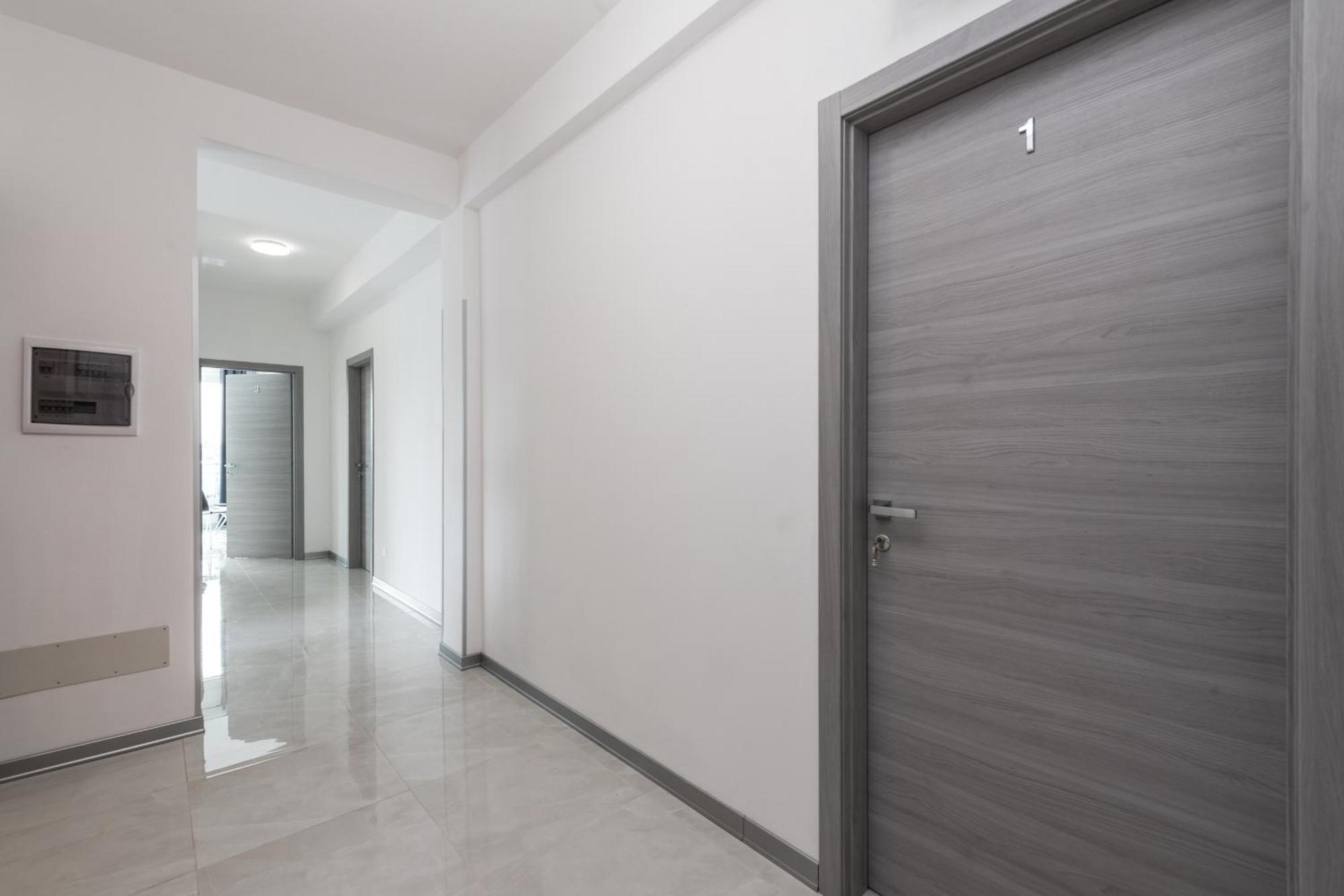 Travelershome Ciampino Airport Guesthouse 600M To Airport Exteriér fotografie